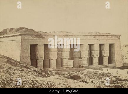 Dendera: Façade. Künstler: Antonio Beato, italienisch, ca. 1825–ca. 1903 Stockfoto