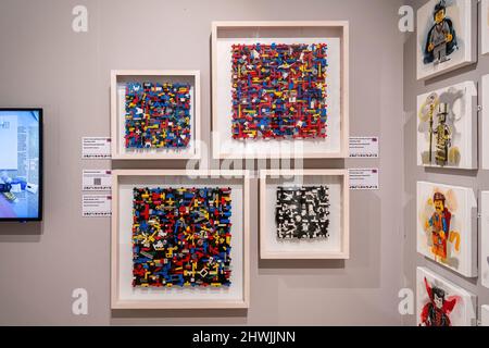 Ausstellung im Willis Museum & Sainsbury Gallery, Basingstoke, Hampshire, England, Großbritannien. Temporäre Ausstellung von Lego-Kunstwerken von Brick by Brick, 2022 Stockfoto