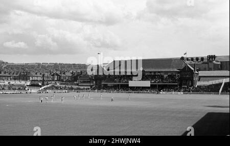 Das letzte Spiel der ersten Klasse findet in der Bramall Lane, Sheffield, statt. Das County Championship-Spiel zwischen dem Heimteam Yorkshire und Lancashire endete in einem Unentschieden. Allgemeine Sicht auf den Boden während des Spiels. 7.. August 1973. Stockfoto