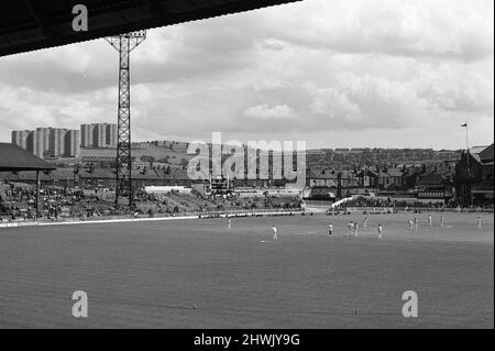 Das letzte Spiel der ersten Klasse findet in der Bramall Lane, Sheffield, statt. Das County Championship-Spiel zwischen dem Heimteam Yorkshire und Lancashire endete in einem Unentschieden. Allgemeine Sicht auf den Boden während des Spiels. 7.. August 1973. Stockfoto