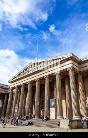 London, Großbritannien, 10. Oktober 2009 : The British Museum, das ein beliebtes Touristenziel und Wahrzeichen ist, Stock Foto Bild Stockfoto
