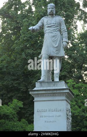 Kaiser Wilhelm I. 1797-1888, Denkmal am wärmeren Damm, in Wiesbaden, Hessen, Deutschland Stockfoto