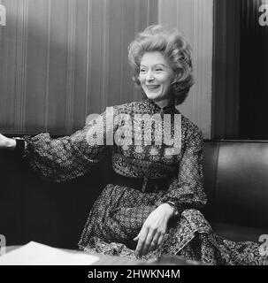 Moira Shearer in Teesside, Dezember 1972. Unser Bild Zeigt ... Moira Shearer, Lady Kennedy, international renommierte britische Balletttänzerin und Schauspielerin. Stockfoto