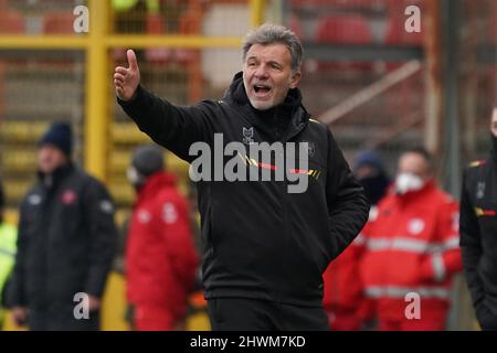 Perugia, Italien. 06. Mär, 2022. baroni marco (Trainer uns lecce) während AC Perugia vs US Lecce, Italienisches Fußballspiel der Serie B in Perugia, Italien, 06 2022. März Quelle: Independent Photo Agency/Alamy Live News Stockfoto