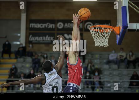 Ensemble Basketball Adulte : Vitoria