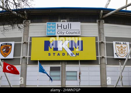 MKM Stadium, Hull, England - 5.. März 2022 außerhalb des Stadions vor dem Spiel Hull City gegen West Bromwich Albion, EFL Championship 2021/22 MKM Stadium, Hull, England - 5.. März 2022 Credit: Arthur Haigh/WhiteRoseFotos/Alamy Live News Stockfoto