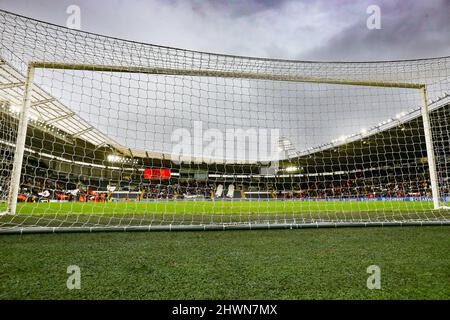 MKM Stadium, Hull, England - 5.. März 2022 von hinten das Tor vor dem Spiel Hull City gegen West Bromwich Albion, EFL Championship 2021/22 MKM Stadium, Hull, England - 5.. März 2022 Credit: Arthur Haigh/WhiteRoseFotos/Alamy Live News Stockfoto