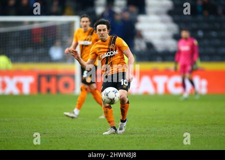 MKM Stadium, Hull, England - 5.. März 2022 George Honeyman (10) von Hull - während des Spiels Hull City gegen West Bromwich Albion, EFL Championship 2021/22 MKM Stadium, Hull, England - 5.. März 2022 Credit: Arthur Haigh/WhiteRoseFotos/Alamy Live News Stockfoto