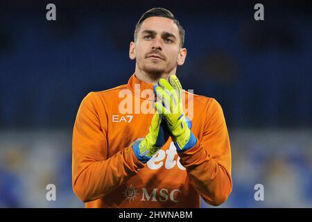 Napoli, Italien. 06. März 2022. Alex Meret Spieler von Neapel, während des Spiels der italienischen Serie A Liga zwischen Napoli gegen Mailand Endergebnis, Napoli 0, Mailand 1, Spiel im Diego Armando Maradona Stadion gespielt. Napoli, Italien, 06. März 2022. (Foto von Vincenzo Izzo/Sipa USA) Quelle: SIPA USA/Alamy Live News Stockfoto