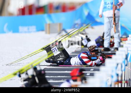 Oksana Masters (USA), 5. MÄRZ 2022 - Biathlon: Frauen-Sprint 6km während der Paralympischen Winterspiele 2022 in Peking im National Biathlon Center in Zhangjiakou, Hebei, China. (Foto von Yohei Osada/AFLO SPORT) Stockfoto