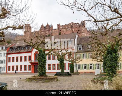 Eindruck von Heidelberg mit Schloss in Deutschland im Winter Stockfoto