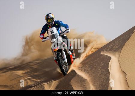 Abu Dhabi, Emiraten Arabes Unis. 07. März 2022. 76 ABUAISHH Abdallah (jor), MX Ride Dubai, KTM 450 Rally Replica, Action während der Etappe 2 der Abu Dhabi Desert Challenge 2022, am 7. März 2022 in der Liwa-Wüste, in Abu Dhabi, Vereinigte Arabische Emirate - Foto Julien Delfosse/DPPI Quelle: DPPI Media/Alamy Live News Stockfoto