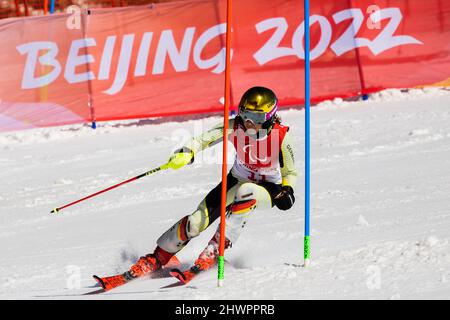 Peking, China. 07. März 2022. Paralympics, para Alpine Skiing, Frauen, kombiniert, stehend, Im Nationalen Alpinen Skizentrum: Anna-Maria Rieder aus Deutschland im Einsatz. Quelle: Christoph Soeder/dpa/Alamy Live News Stockfoto