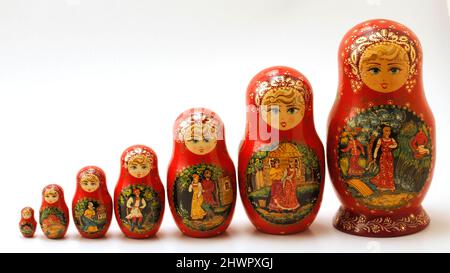 Matrioshkas. Typisch russische Puppen. Stockfoto