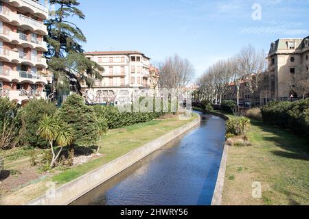 Les Rives de la Bassa à Perpignan Stockfoto