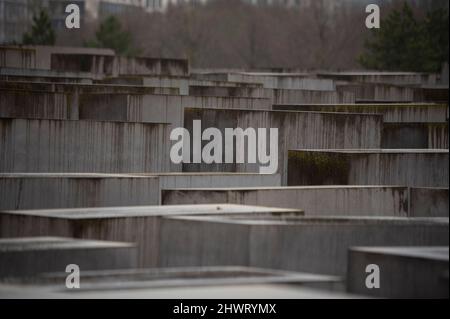 Elemente des Holocaust-Mahnmals in Berlin, Deutschland. Stockfoto