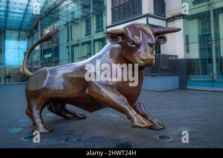 Der kultige Bulle von Birmingham von Laurence Broderick. Stockfoto
