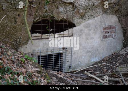 Höhle in der Eifel Stockfoto