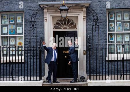 London, Großbritannien. 7. März 2022. Der niederländische Premierminister Mark Rutte kommt in der Downing Street Nr. 10 zu einem Treffen mit dem britischen Premierminister Boris Johnson an. Sie werden über den Krieg in der Ukraine diskutieren. Kredit: Mark Thomas/Alamy Live Nachrichten Stockfoto