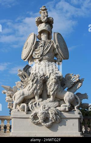 barockskulptur in schönbrunn in wien (österreich) Stockfoto