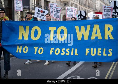 London März 6. 2022. Protest gegen den Krieg in der Ukraine organisiert von Stop the war. Stockfoto