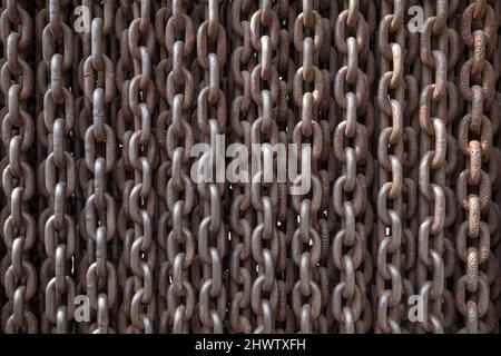 Hintergrund aus rostigen Eisenketten. Stockfoto