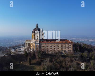 Luftaufnahme der Basilika Superga im Piemont Stockfoto