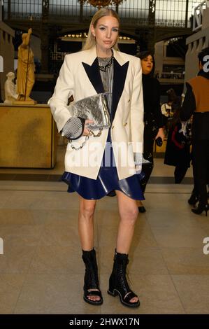 Leonie Hanne Louis Vuitton Fashion Show March 7, 2022 – Star Style