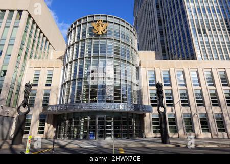 United States District Court for the Eastern District of New York, 225 Cadman Plaza E, Brooklyn, NYC Schaufensterfoto des Brooklyn Federal Court House. Stockfoto
