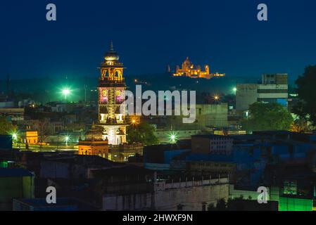 Ghanta Ghar Uhrenturm in jodhpur, rajasthan, indien bei Nacht Stockfoto