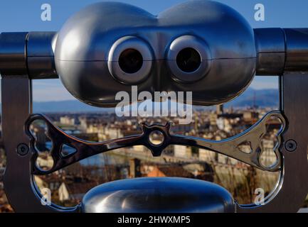 Fernglas mit Blick auf Florenz von der Piazzale Michelangelo Stockfoto