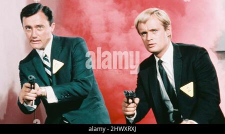 DER MANN AUS U.N.C.L.E. MGM TV-Serie 1964-68 mit Robert Vaughn links und David McCallum Stockfoto