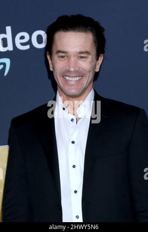 LAS VEGAS – 7. MÄRZ: Tom Pelphrey bei den Academy of Country Music Awards 2022 kommt am 7. März 2022 in Las Vegas, NV, im Allegient Stadium an Stockfoto