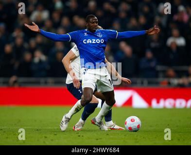 LONDON, England - 07. MÄRZ: Evertons Abdoulaye Doucour während der Premier League zwischen Tottenham Hotspur und Everton im Tottenham Hotspur Stadion, Lo Stockfoto