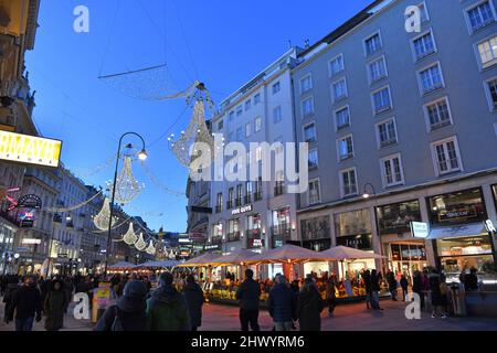 Der Graben im Zentrum von Wien im Winter am Abend, Österreich, Europa - der Graben in der Wiener Innenstadt im Winter am Abend, Österreich, Europa - Stockfoto