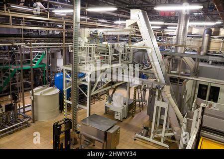 Abfüllabteilung der Brauerei Pilsner Urquell Stockfoto