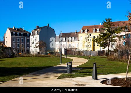 Mulhouse/Frankreich: Beliebtes Viertel rund um den Jardin de l'Automne Stockfoto