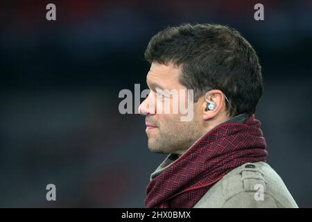 Little Boy, Deutschland. 08. Mär, 2022. firo 08.03.2022 Fuvuball UEFA Champions League CL CHL Saison 2021/2022 Runde der sechzehn zweiten Etappe FC Bayern Mvºnchen - RB Red Bull Salzburg TV-Experte Michael BALLACK Porträt Credit: dpa/Alamy Live News Stockfoto