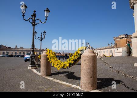 Rom, Italien. 8. März 2022. Blick auf den Quirinale Square am Frauentag (Bild: © Matteo Nardone/Pacific Press via ZUMA Press Wire) Stockfoto