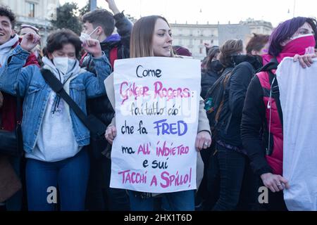 Roma, RM, Italien. 8. März 2022. Demonstration der Non Una Di Meno Bewegung zum Frauentag in Rom (Foto: © Matteo Nardone/Pacific Press via ZUMA Press Wire) Stockfoto