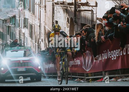 März 5. Siena, Italien. Eroica - 16. Strade Bianche 2022. 184km eintägiges Rennen von Siena nach Siena - Piazza del Campo. Stockfoto