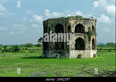 Mughal architektonisches Gebäude von Biist Baag in Ahmednagar Staat Maharashtra Indien Stockfoto