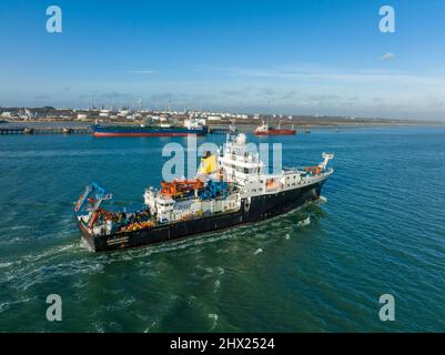 RRS Discovery ist ein Royal Research Ship, das vom Natural Environment Research Council betrieben wird. Ankunft in Southampton Stockfoto