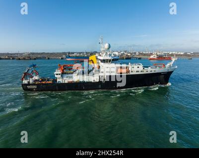 RRS Discovery ist ein Royal Research Ship, das vom Natural Environment Research Council betrieben wird. Ankunft in Southampton Stockfoto