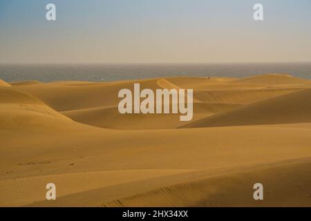 Blick auf Sand und Dünen in Maspalomas, Gran Canaria, Kanarische Inseln, Spanien, Europa Stockfoto