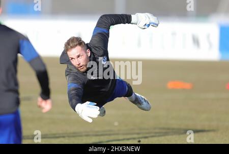 Stadt Gelsenkirchen, Deutschland. 09. Mär, 2022. firo: 09.03.2022 Fuvuball, 1.Bundesliga, Saison 2021/2022, FC Schalke 04, Training, Ralf Fv§hrmann Quelle: dpa/Alamy Live News Stockfoto