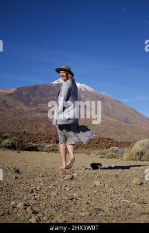 Spaziergang durch ein Tal am Berg tiede teneriffa Stockfoto