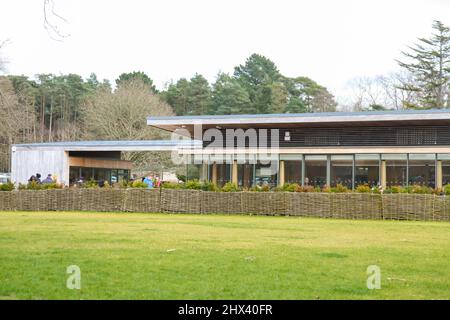 Virginia Water Lake Pavilion and Cafe, Windsor Great Park, Surrey, England, Großbritannien, März 2022 Stockfoto