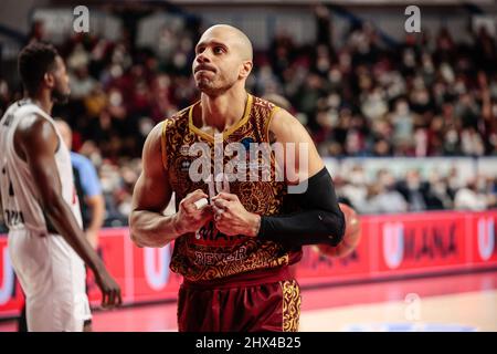 Palasport Taliercio, Venedig, Italien, marzo 09, 2022, Jordan Morgan (Umana Reyer Venezia) während der Umana Reyer Venezia gegen Virtus Segafredo Bologna - Basketball EuroCup Championship Stockfoto