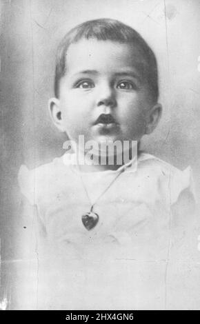 Bulgariens Babyprinzessin Eine entzückende Studie von Sofia über das Baby Prinzessin Maria Louisa, Tochter von König Boris III und Königin Giovanna von Bulgarien. 24. Juni 1935. (Foto von Associated Press). Stockfoto